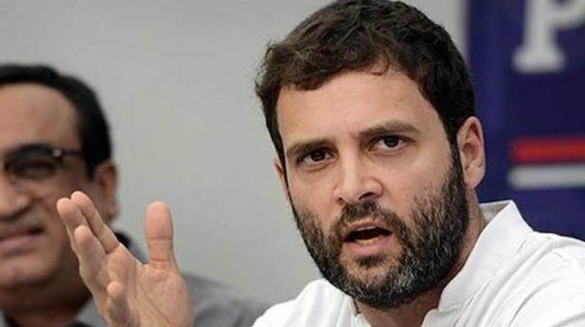 PMO looking for Math tutor: Rahul mocks govt as RBI still counting banned notes