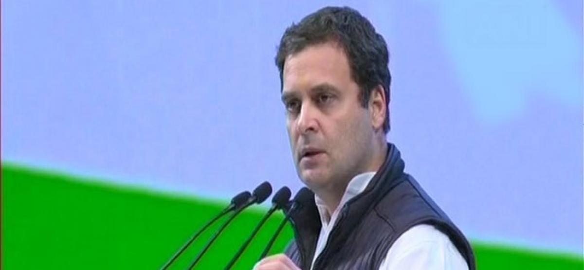 Government trying to divert attention: Rahul on data theft claim