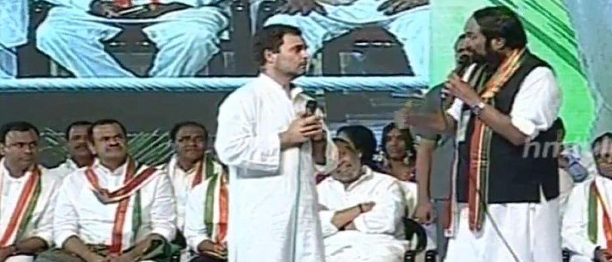 Rahul Gandhi kicks of Telangana tour