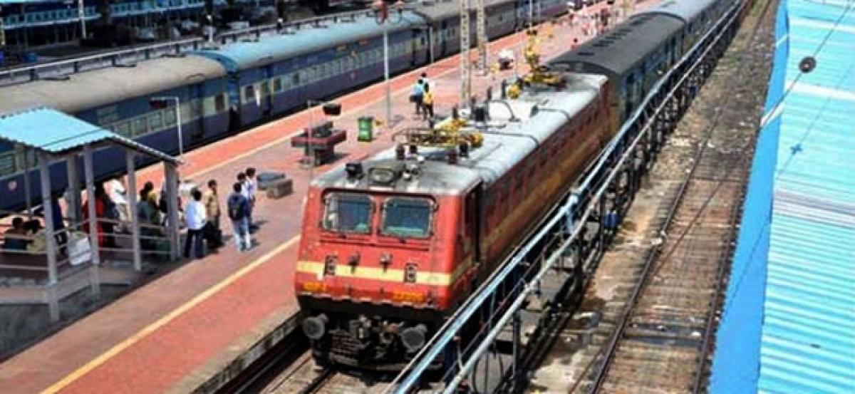 Cheaper deal on advance booking of railway tickets a possibility