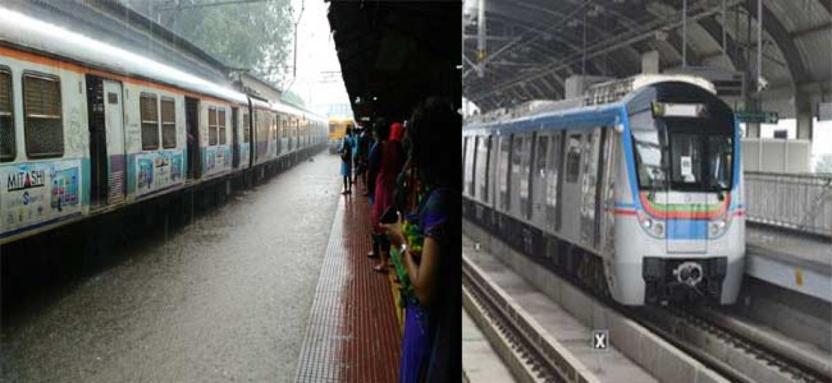 Heavy Rain lashes city, Metro rail services disrupted