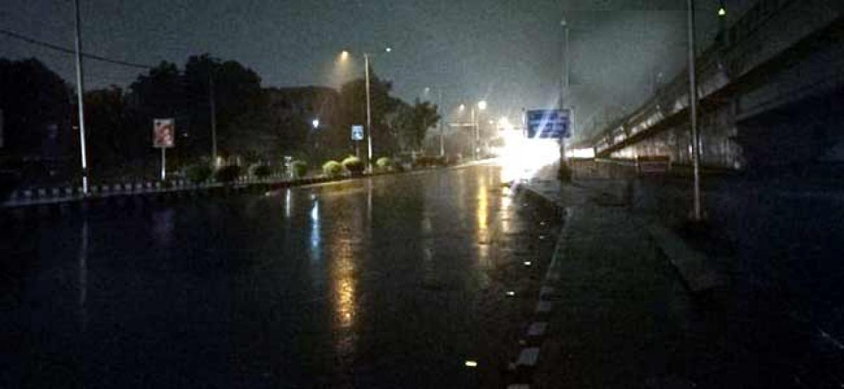 Rain, thunderstorm lash parts of Delhi