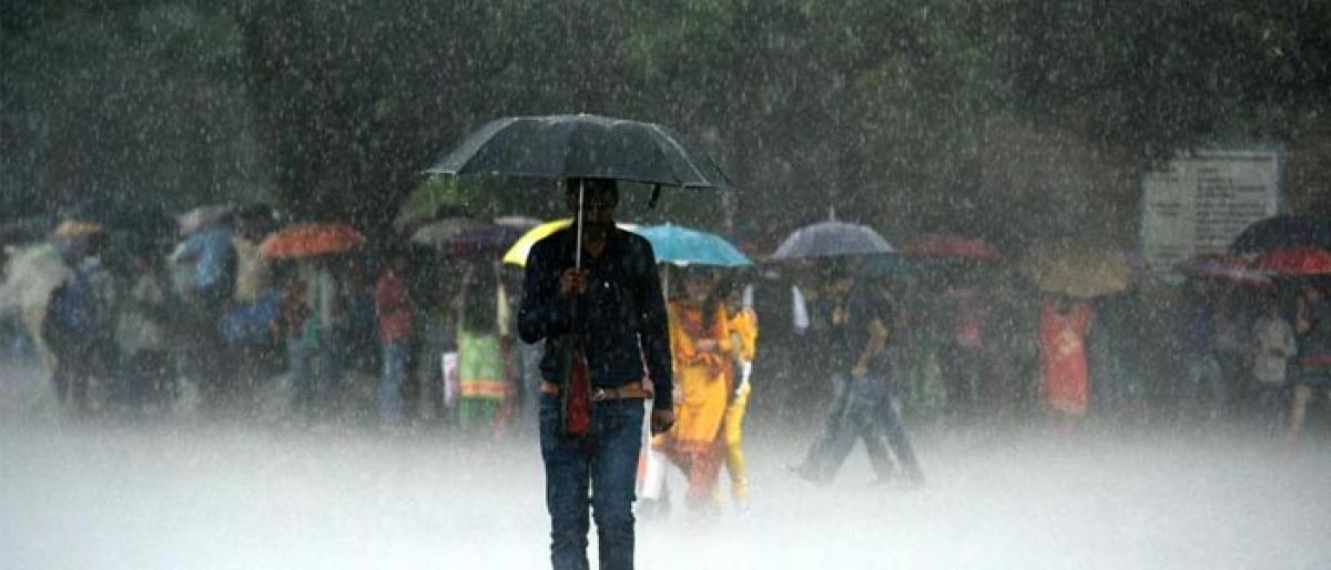 Met Dept predicts heavy rainfall on Oct 19