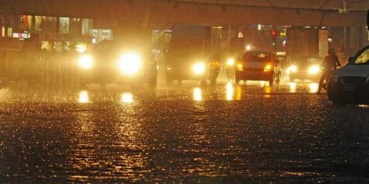 Sudden downpour throws normal life out of gear in Hyderabad