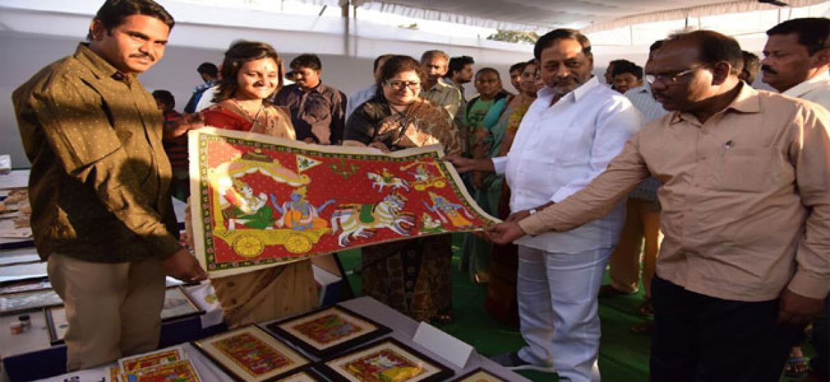 Golkonda Handicrafts and Textiles exhibition kicks off