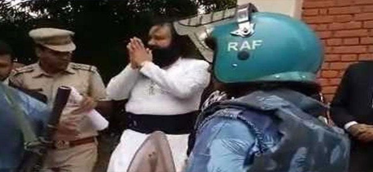 Did Dera chief’s guards try to help him flee?