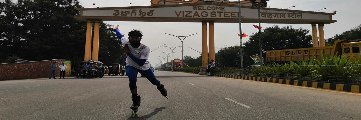 Skater completes 4,500 kms, reaches City