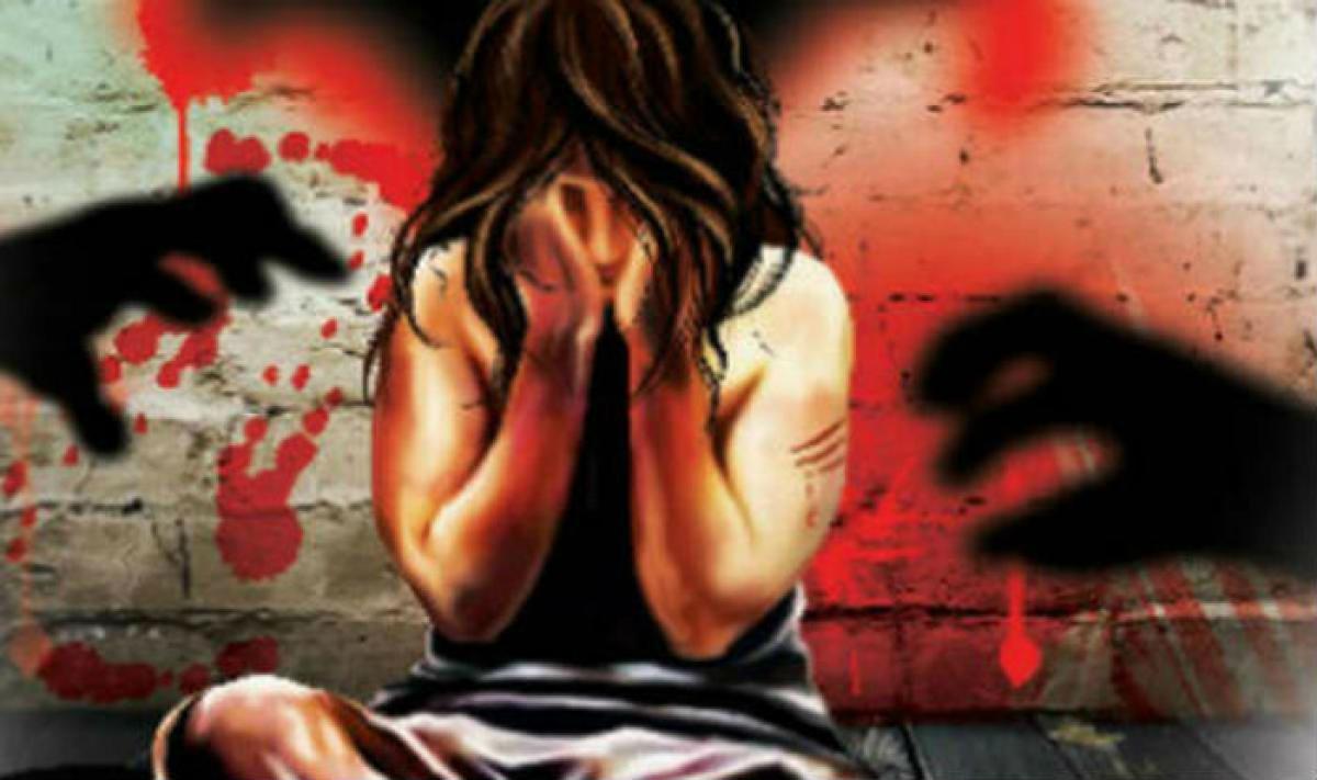 Uttar Pradesh: Teen allegedly raped, burnt alive by neighbor