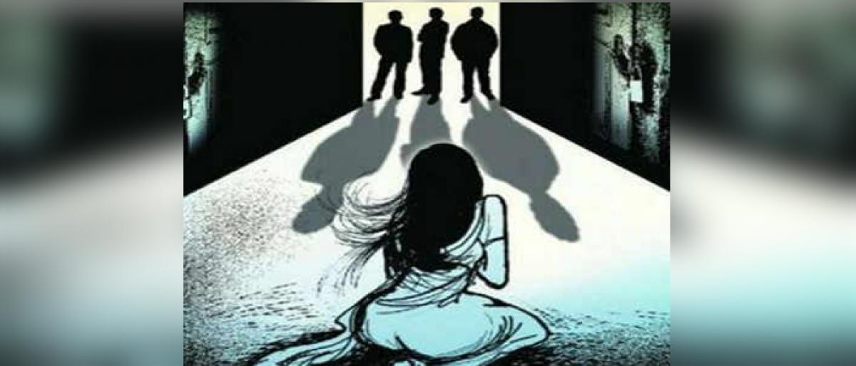 23-yr-old Nepal woman jumps off third floor naked after being gangraped in Jaipur