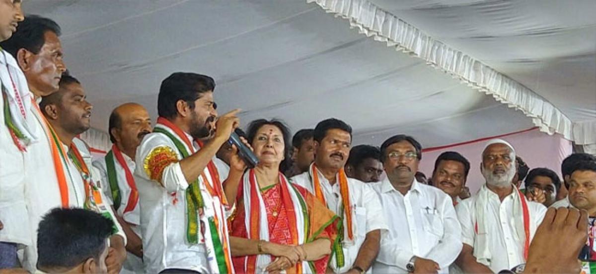 Vote for Congress for rapid devp: Revanth Reddy