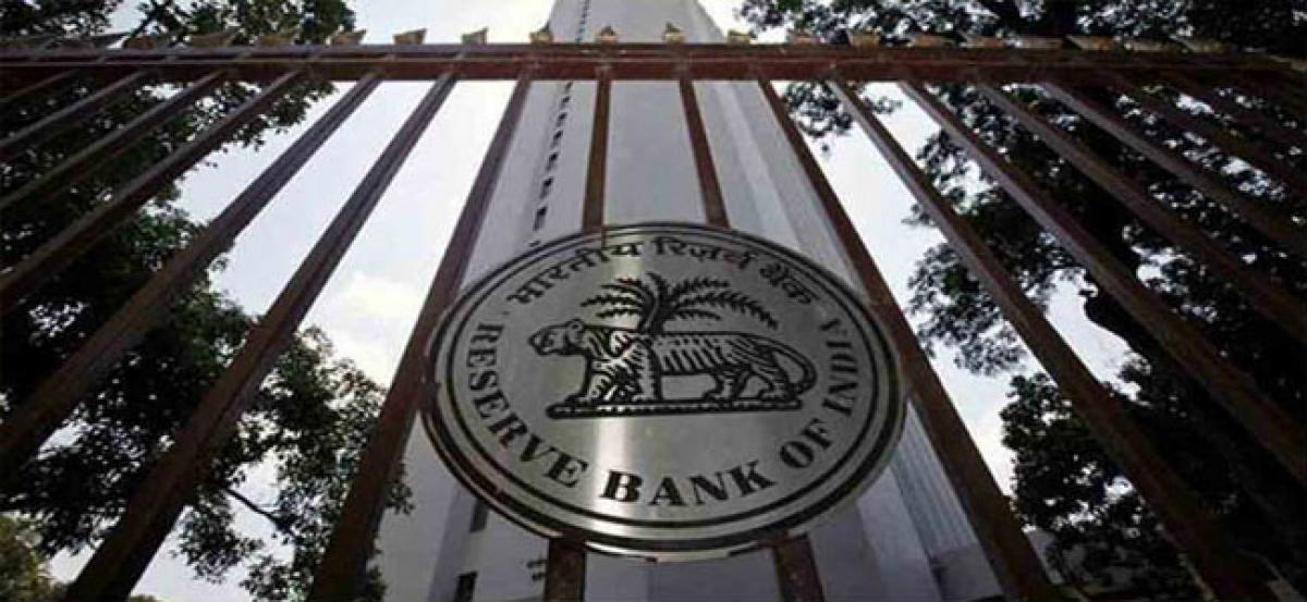 RBI keeps policy rate unchanged; flags inflation, deficit