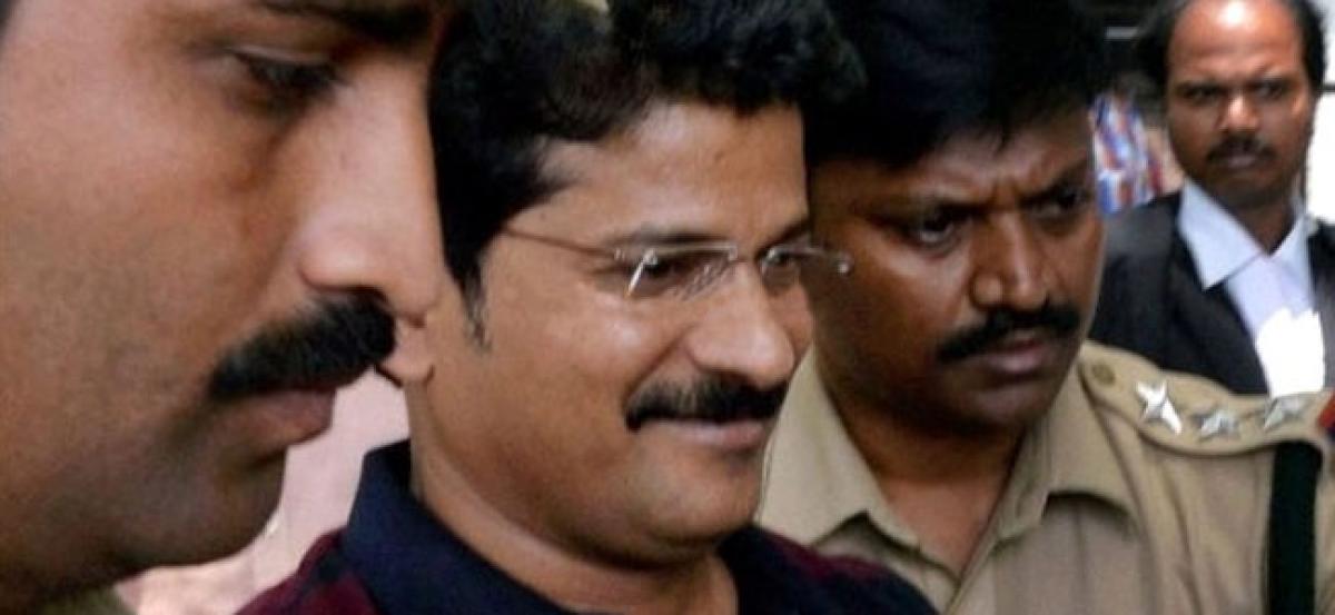 Revanth Reddy gets relief in defamation case
