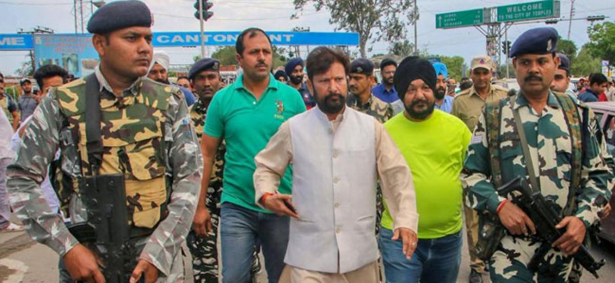 BJP leader Lal Singh leads march for CBI probe into Kathua rape and murder case