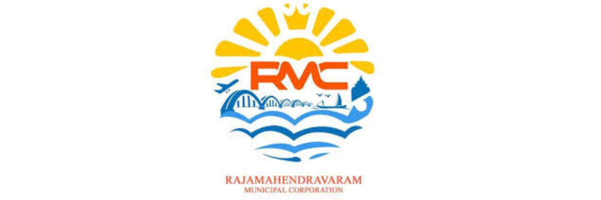 RMC pats banks for giving loans to SHGs