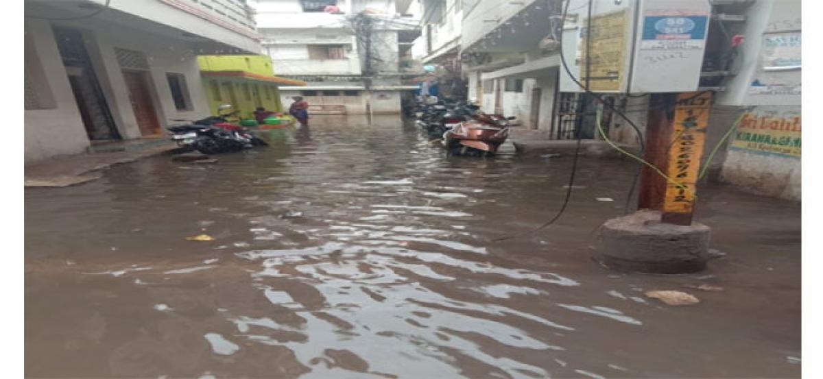 Rains damage roads in Maqtha