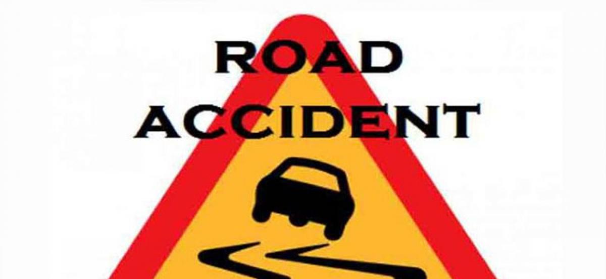 Two killed in jeep-lorry collision in Nirmal