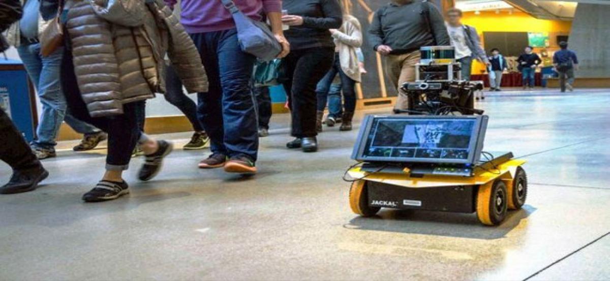 This robot can follow rules of pedestrians