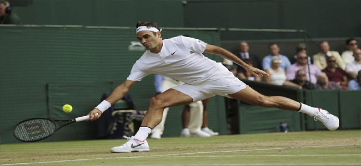 Federer enters Wimbledon semis