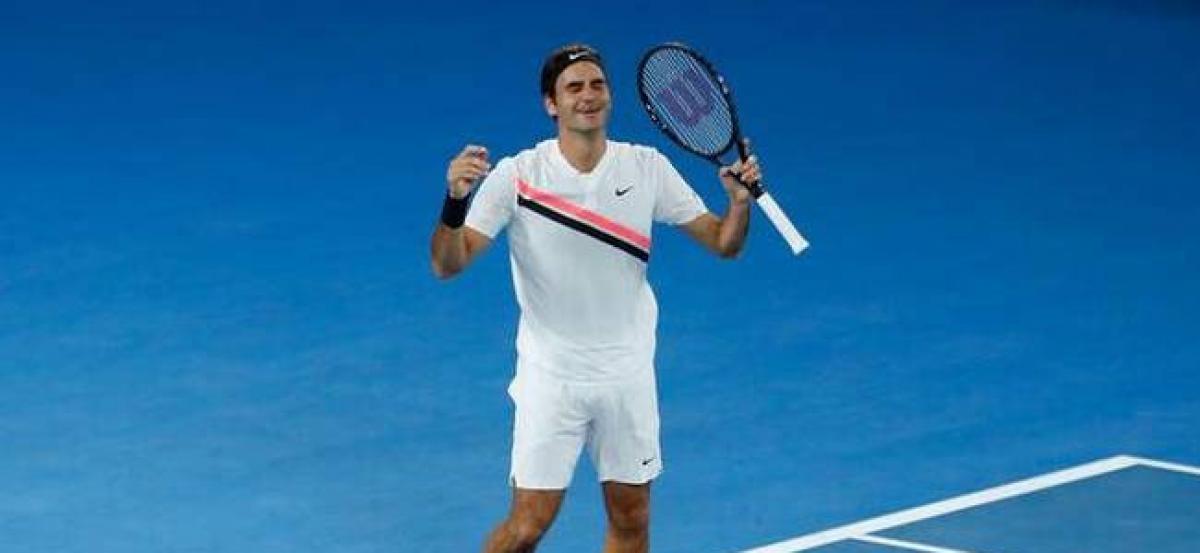 Roger Federer books Stuttgart final berth and reclaims No 1