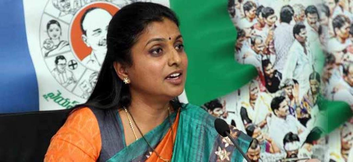 Chandrababu has lost mental balance: Roja