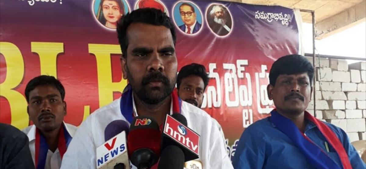 Telangana Movement activist Narsimlu to contest on BLF ticket