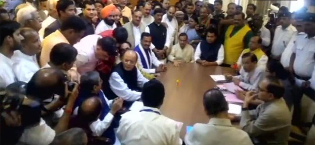 Rajya Sabha  Elections: Arun Jaitley files nomination in Luknow