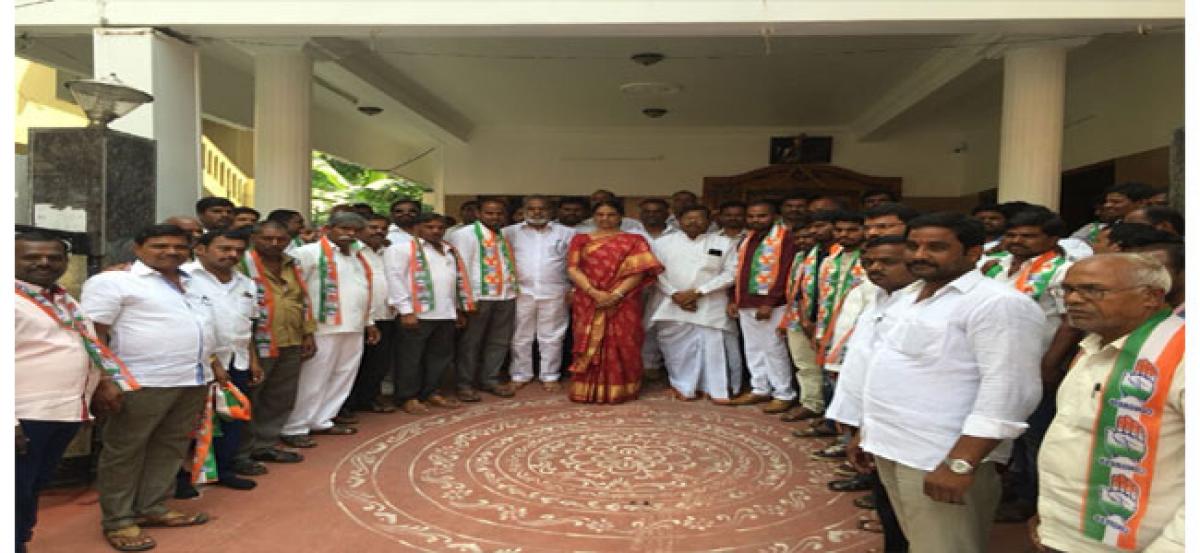 BJP, TDP leaders join Congress