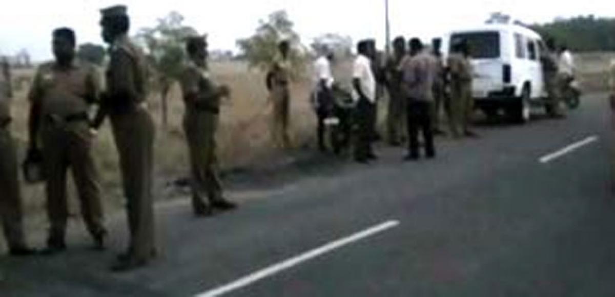 Sand lorry runs over man