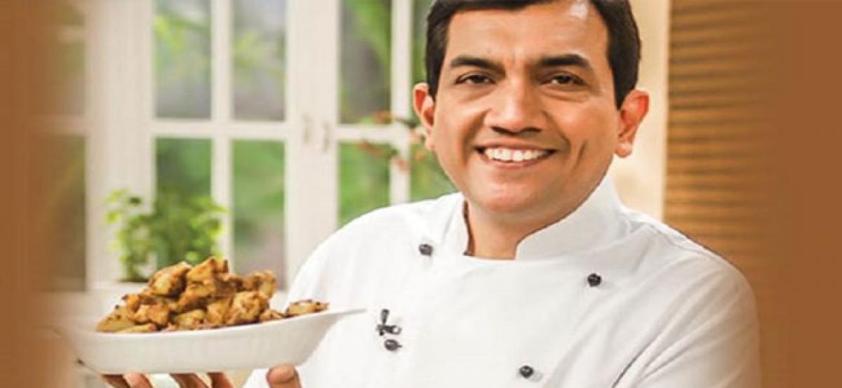 Modi not a fussy eater, cooking for him a pleasure: Sanjeev Kapoor