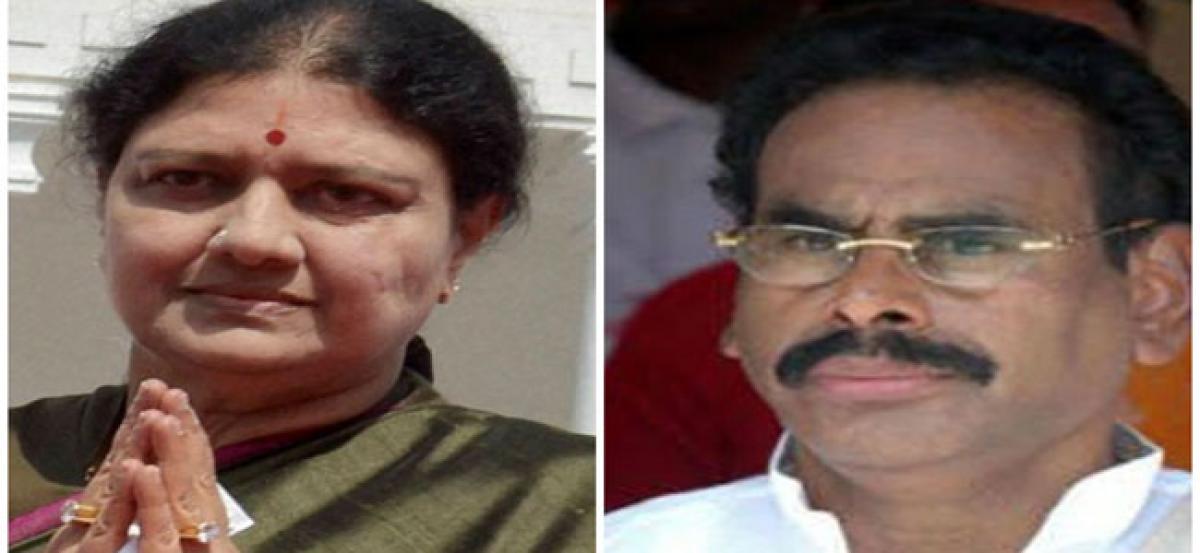 Sasikala seeks parole to attend husbands funeral