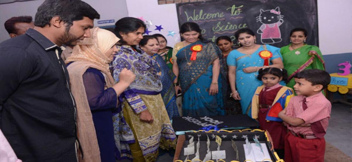 Science Fair Exhibition at Oxford Mission High School