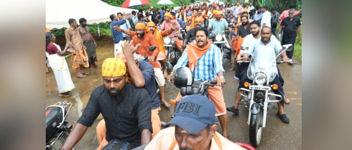 Sabarimala protesters force Andhra woman to back down
