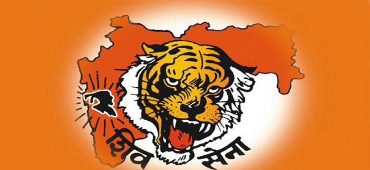 Shiv Sena asks RSS, BJP bhakts to clear stand on nationalism