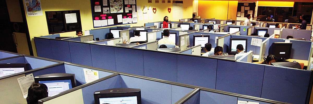 Noida Police busts fake call centre duping US citizens