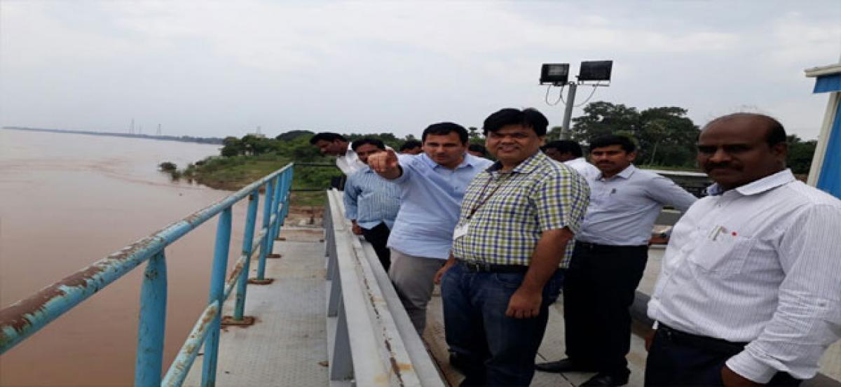 AP Resident Commissioner inspects Pattiseema Project