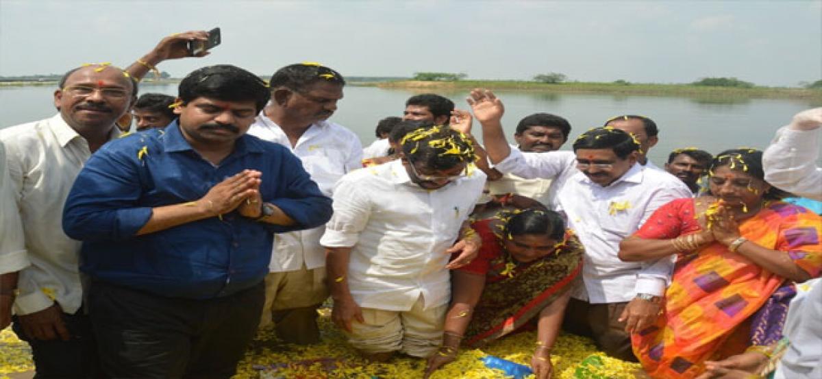 26 irrigation projects will be completed by Oct: Somireddy