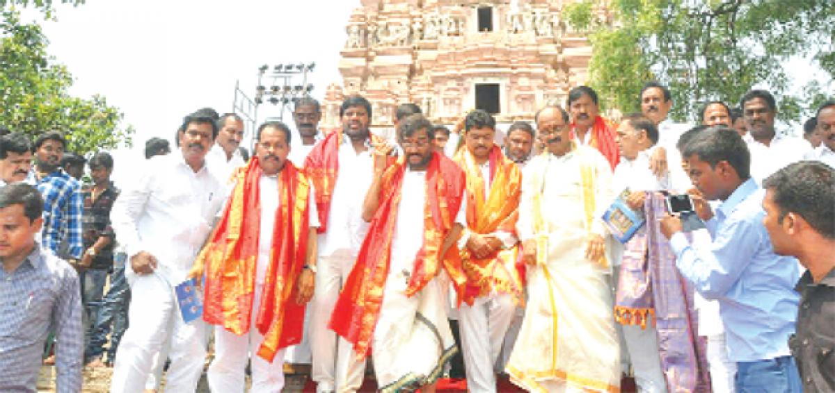 Brahmotsavams: Dwajarohanam perfomed