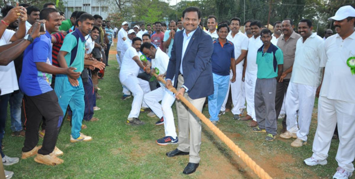 Eluru District Armed Reserve stands first in police sports & games meet