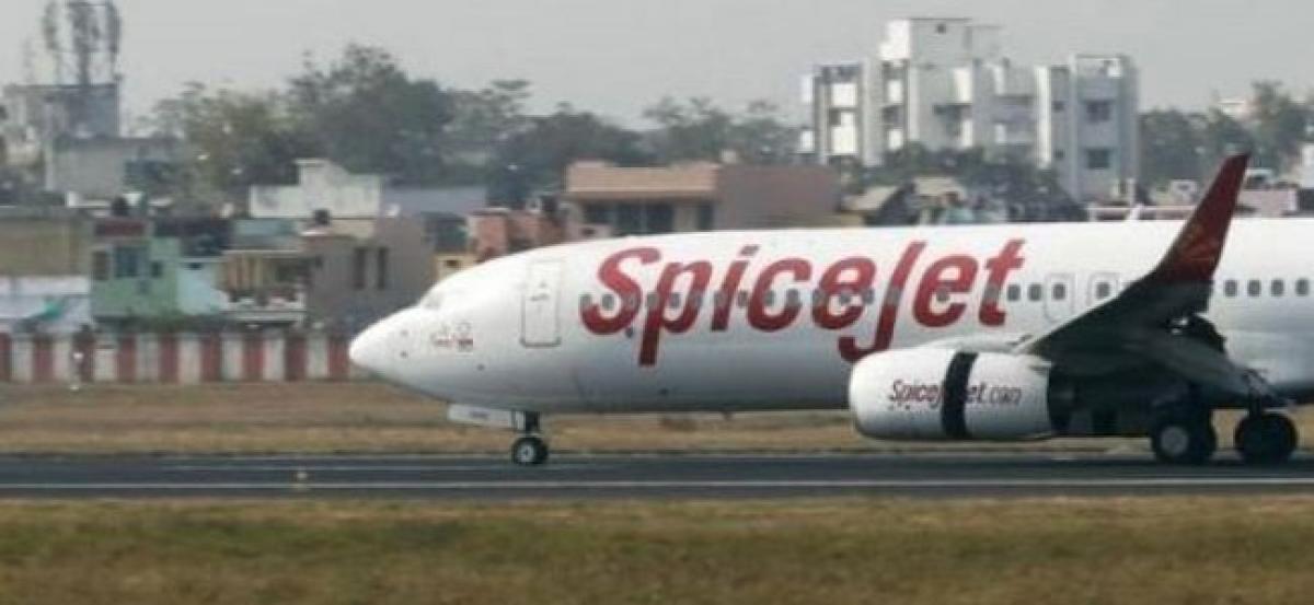 Hyderabad to Bangaluru SpiceJet flight veered off