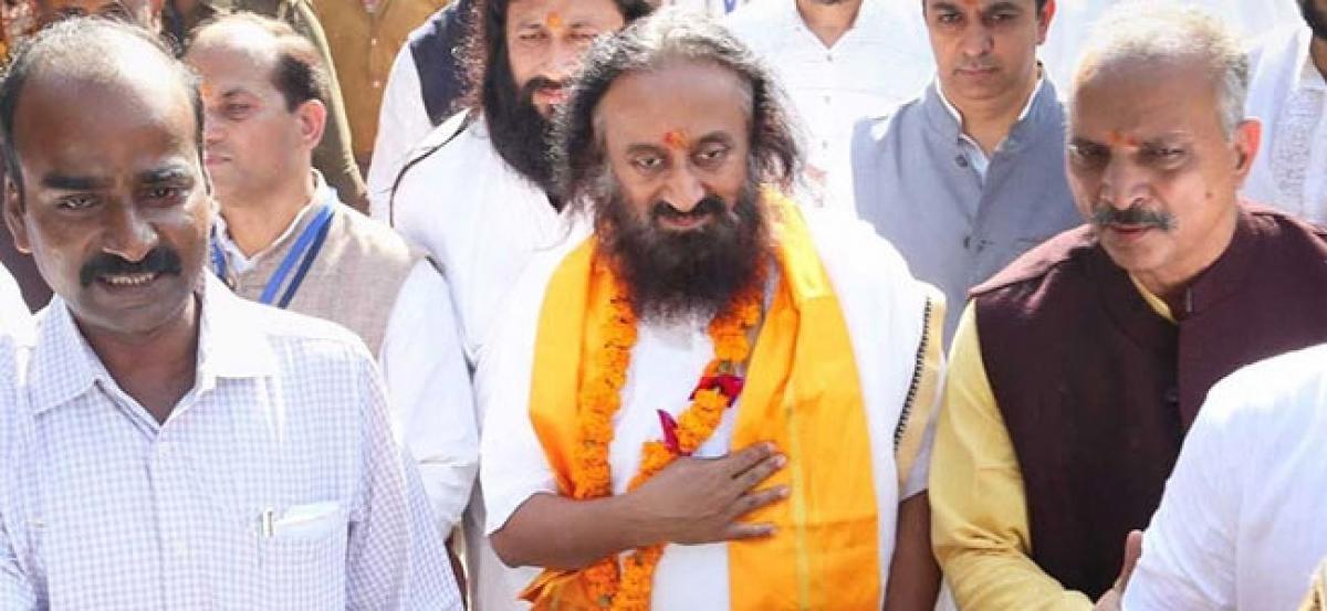 Sri Sri Ravi Shankar faces legal trouble over alleged anti-muslim remarks