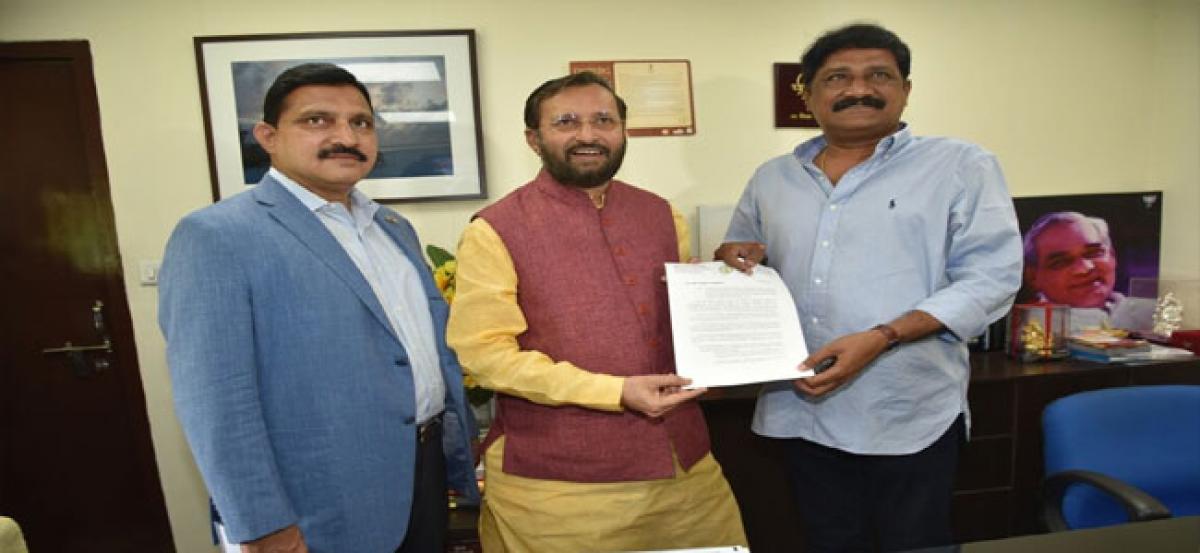 Javadekar assures all help for tech education in AP