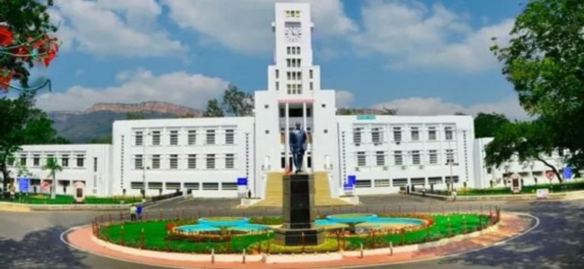 Sri Venkateshwara University turns 60; goes hi-tech