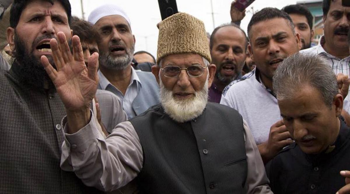 NIA raids businessman close to Geelani