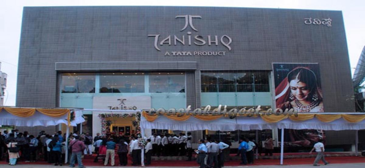 Tanishq showroom on sale