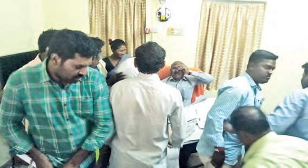 Attack on tahsildar condemned