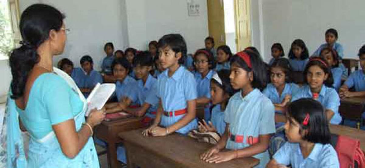 Private school teachers call for bandh in Telangana