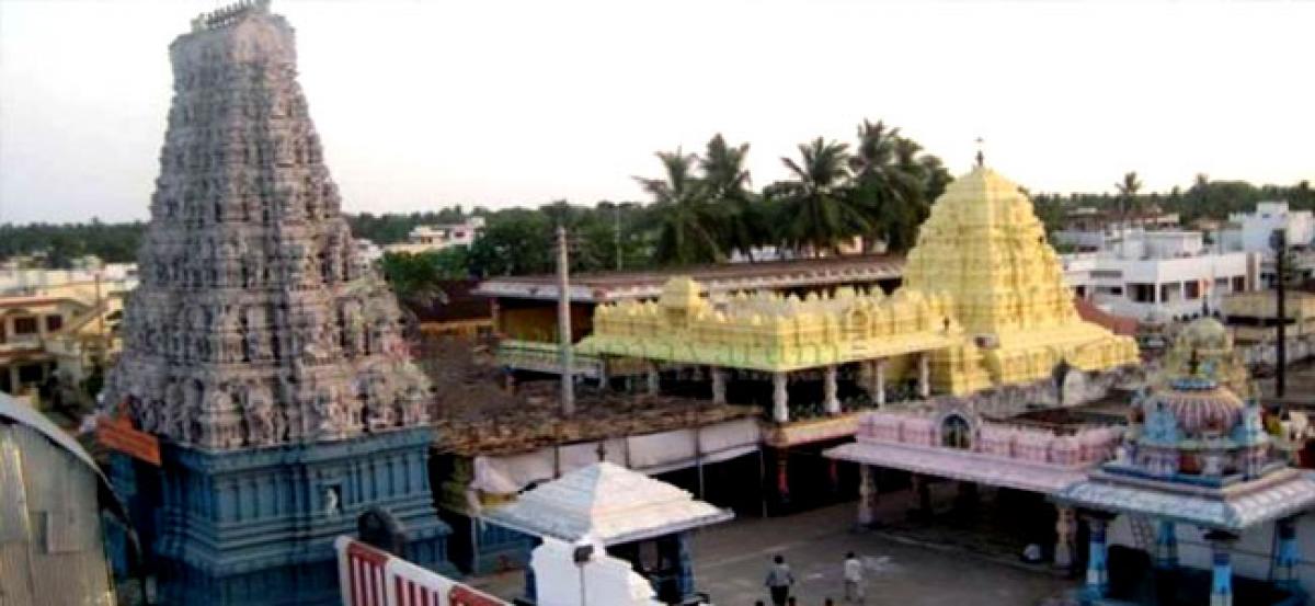 Temple committee refutes rumours about priests death inside sanctum