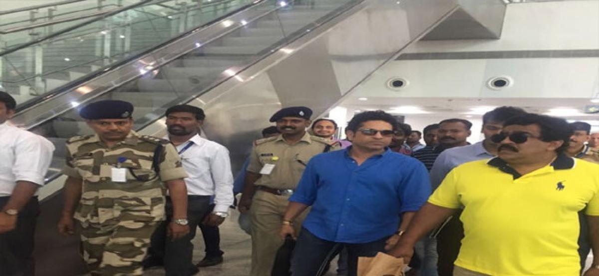 Tendulkar at Tirumala for Lord’s darshan