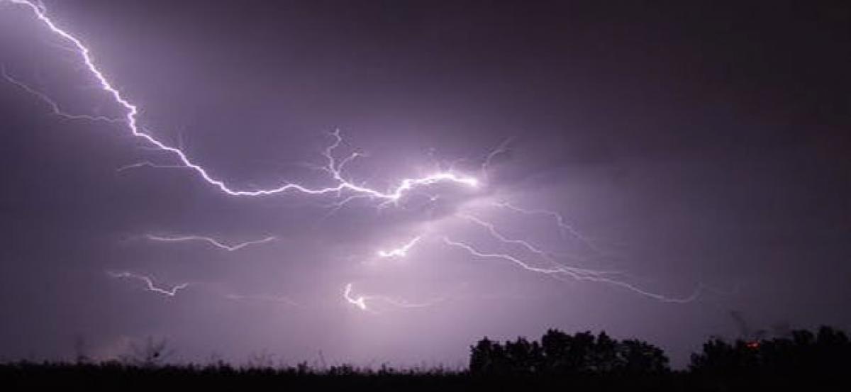 Thunderstorm with squall likely to hit UP today