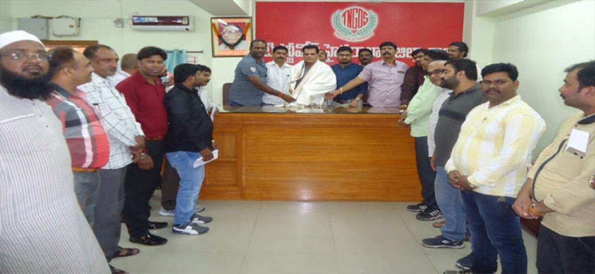 TNGO’s Union president felicitated